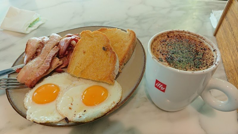 Odett's Cafe Cairns photo 2