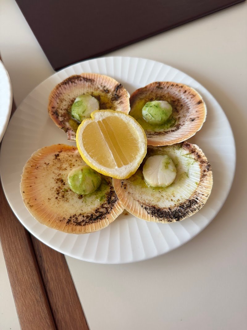 Lars Bar & Grill photo 3