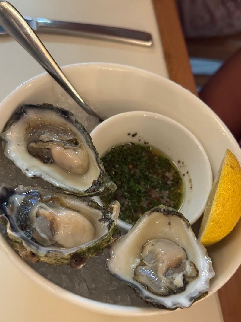 Lars Bar & Grill photo 9