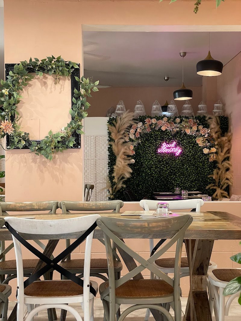 Amo House And Catering