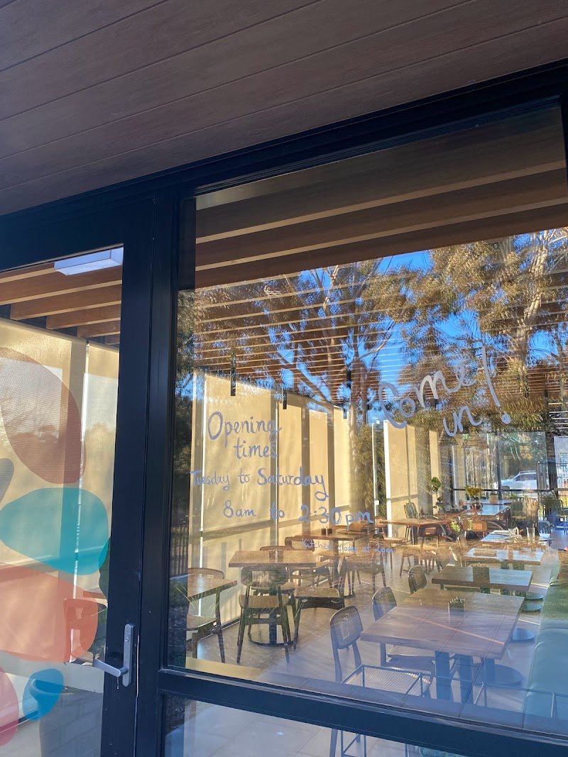 Cafe Stepping Stone Dickson