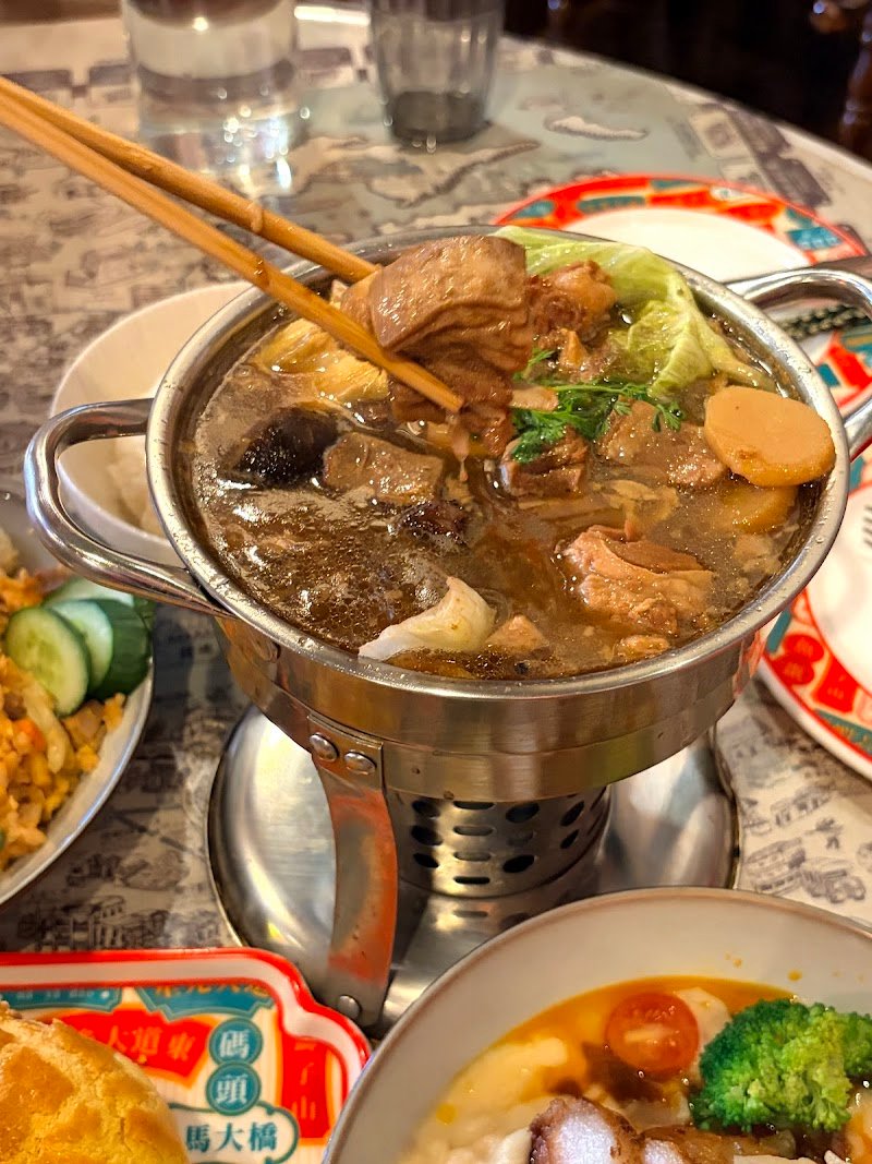 852 Hong Kong Restaurant photo 4