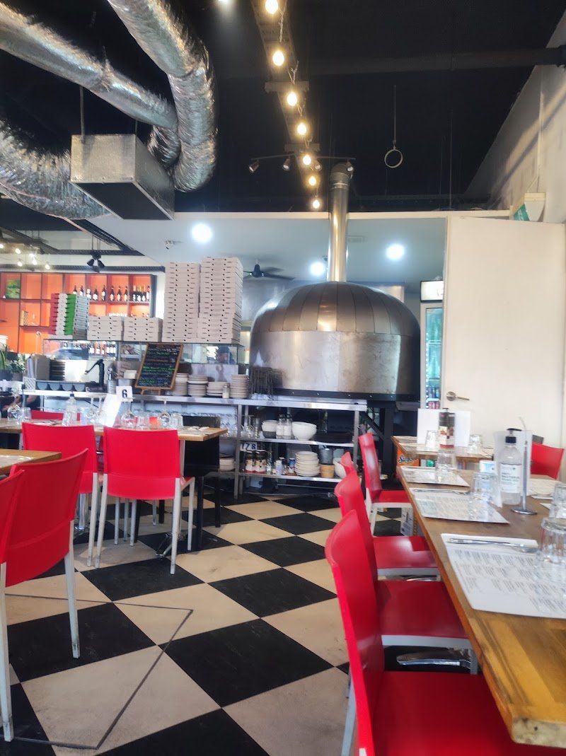 Zuccaro Trattoria Pizza Bar photo 7