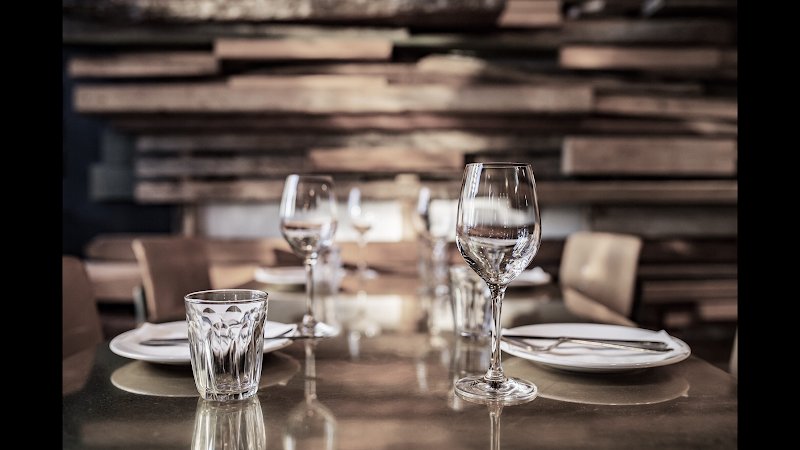 Močan & Green Grout