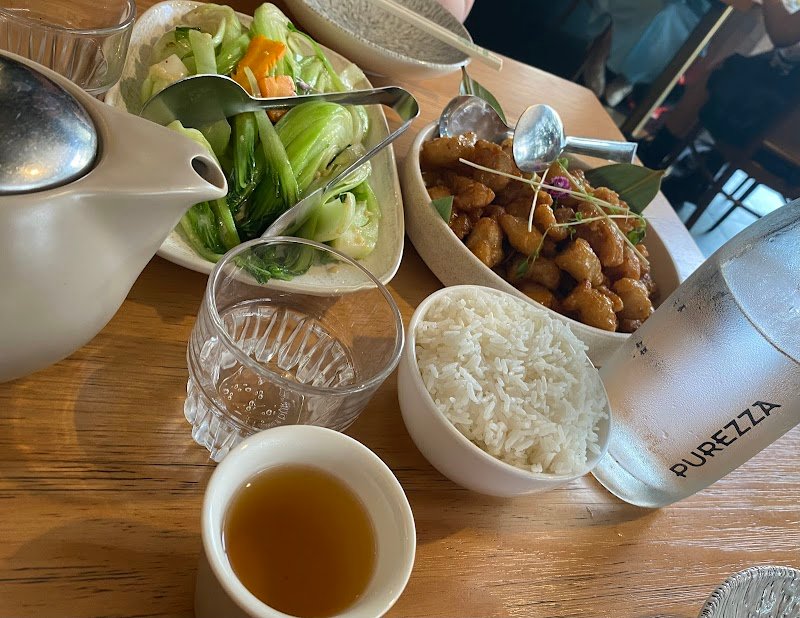 LONGTIME DINING photo 5