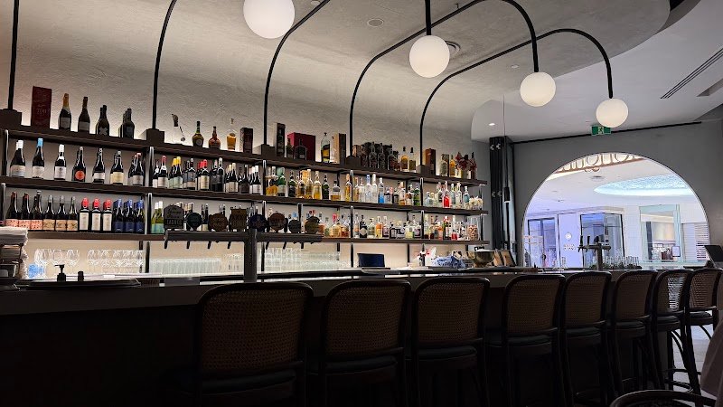 LONGTIME DINING photo 2