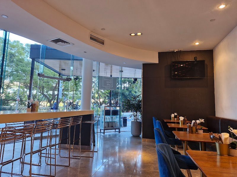 Summit Quay Cafรฉ