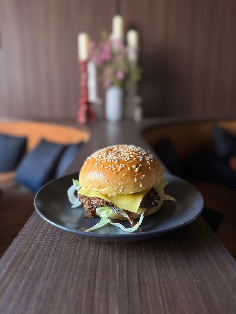 Jane's Fault Bar & Restaurant photo 4