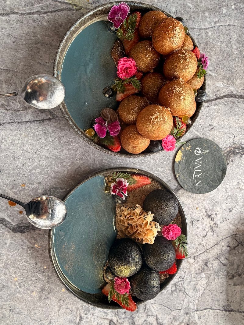 VALYN Thai Restaurant & Bar photo 8