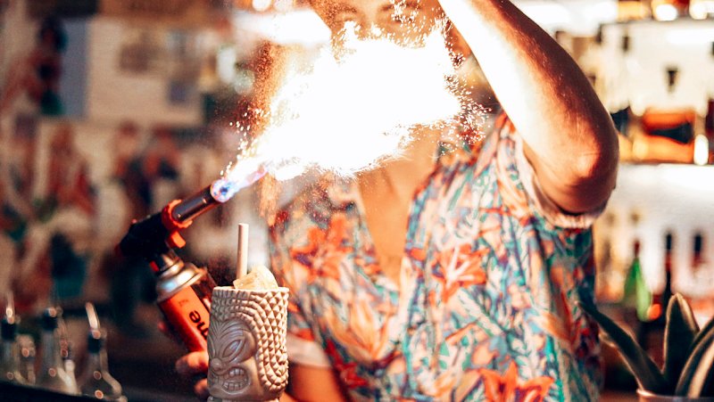 Flamingos Tiki Bar photo 5