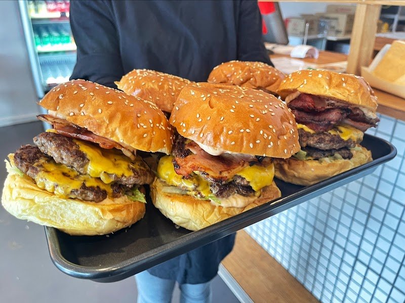 Burger Plus Geelong photo 6