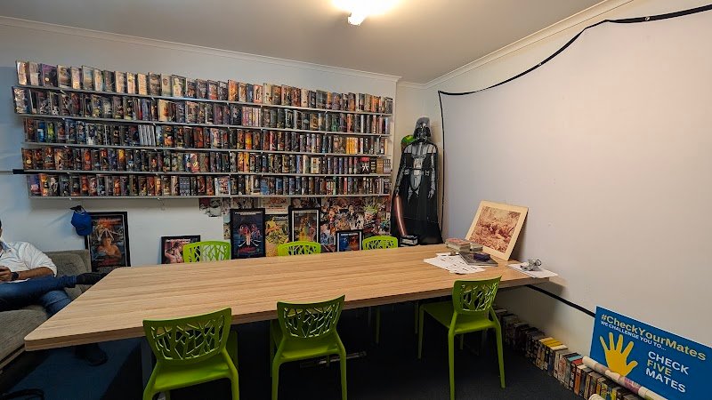 Mad Snake Cafe photo 3