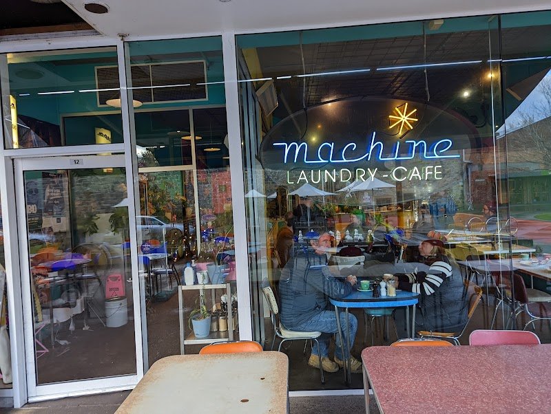 Machine Laundry Cafe photo 7
