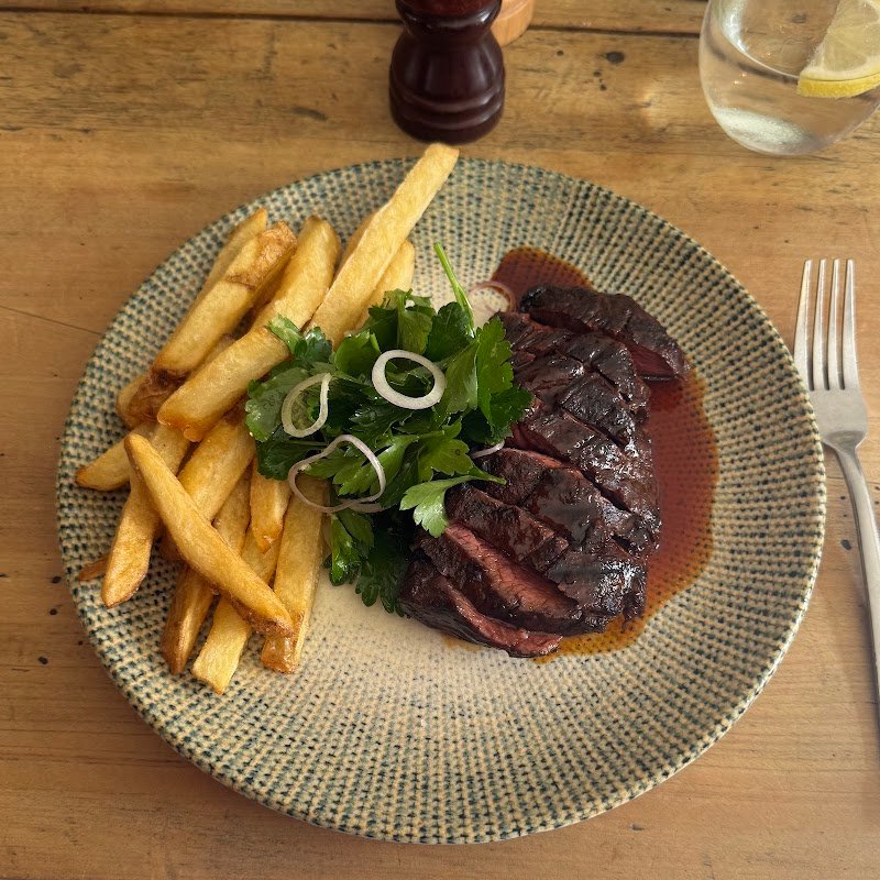 French Saloon photo 6