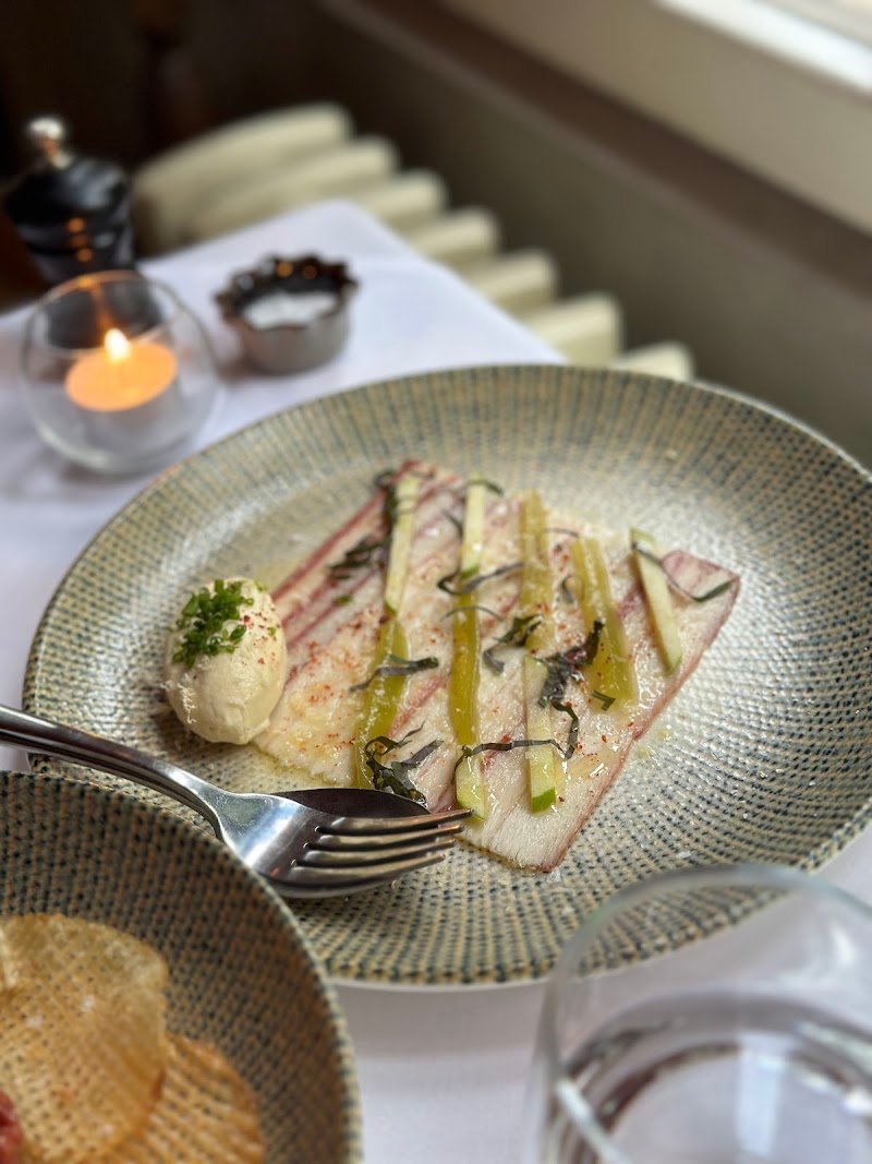 French Saloon photo 7