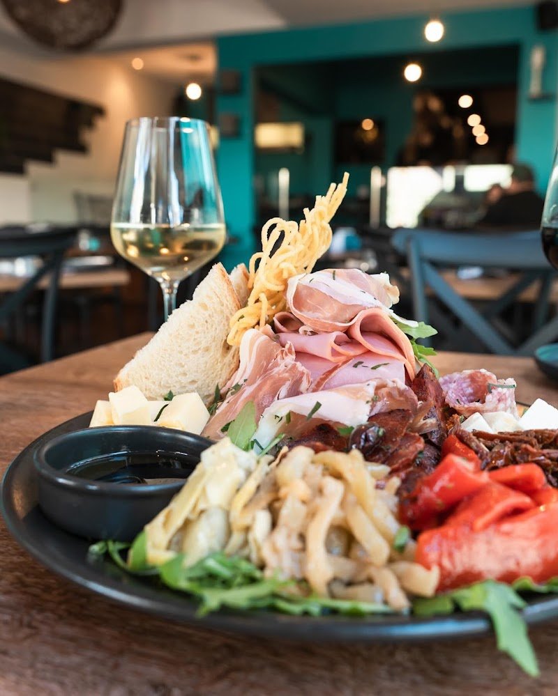 Catalano Family Kitchen Highgate photo 4