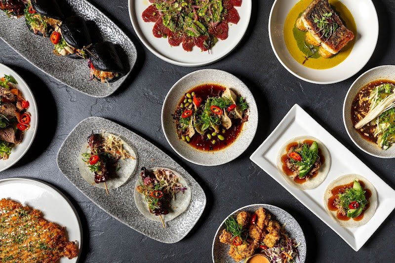 Birdcage Dining Room & Garden Bar photo 2