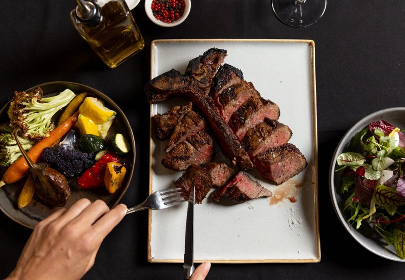 Moda Steak . Tapas . Seasons