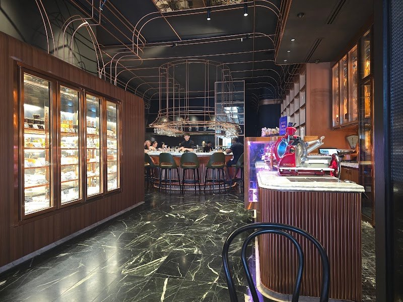 Victor Churchill photo 2