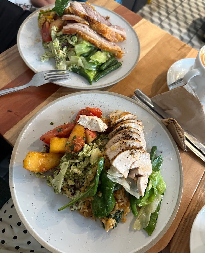 Modern Hunter photo 4