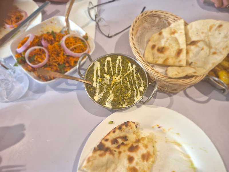 Himalayan Taj Indian Restaurant photo 3