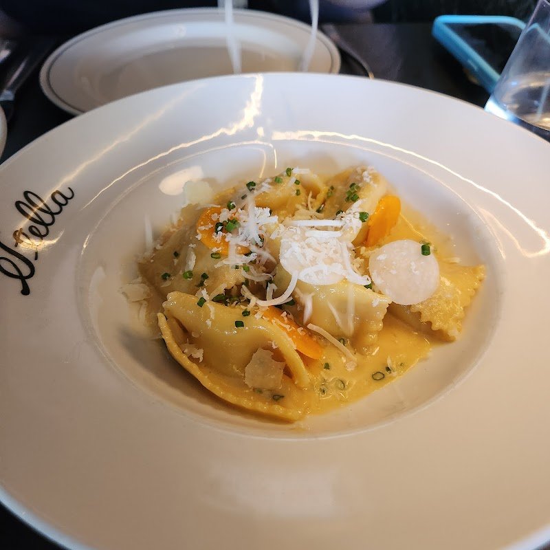 Stella Restaurant and Bar photo 9