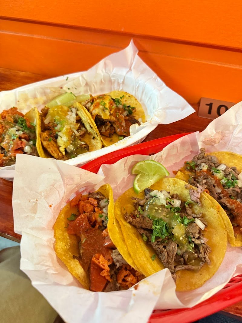 Fofo's Taqueria photo 2