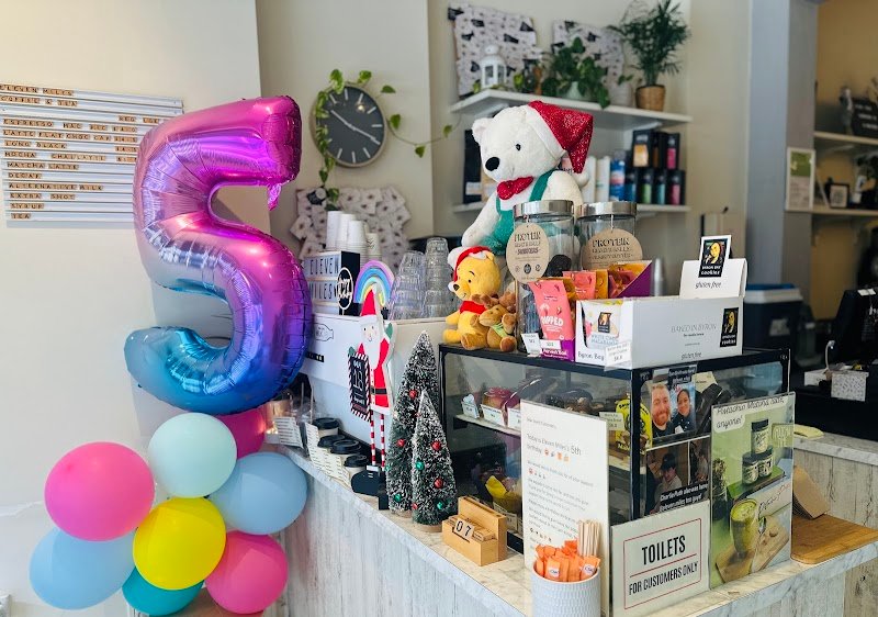 Eleven Miles photo 6