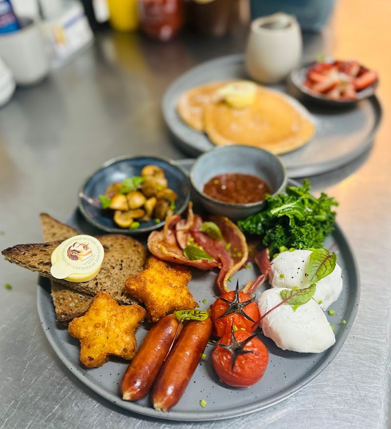 Eleven Miles photo 4