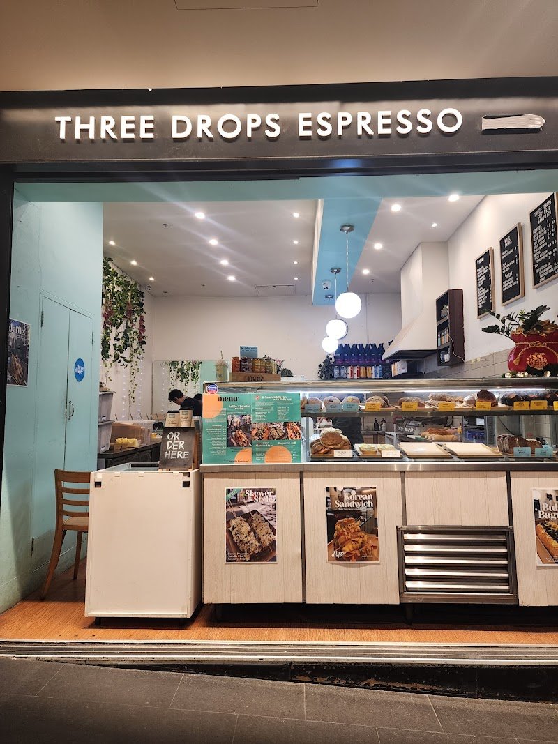 Three Drops Coffee & Sandwich photo 6