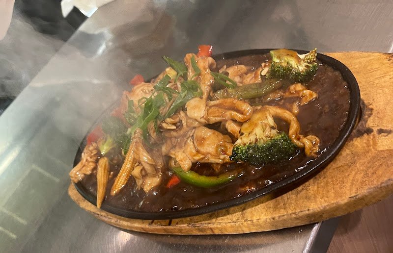 Mylan Restaurant photo 2