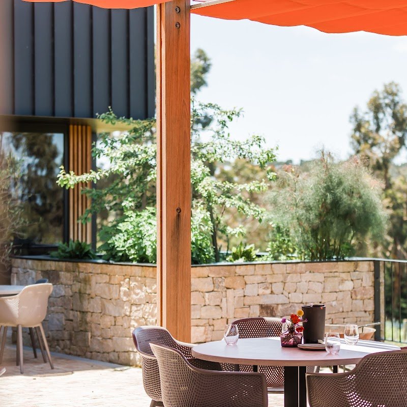 Ten Minutes by Tractor