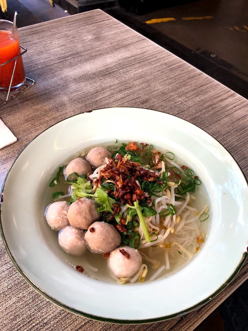 Yok Yor Thai Food Factory photo 2