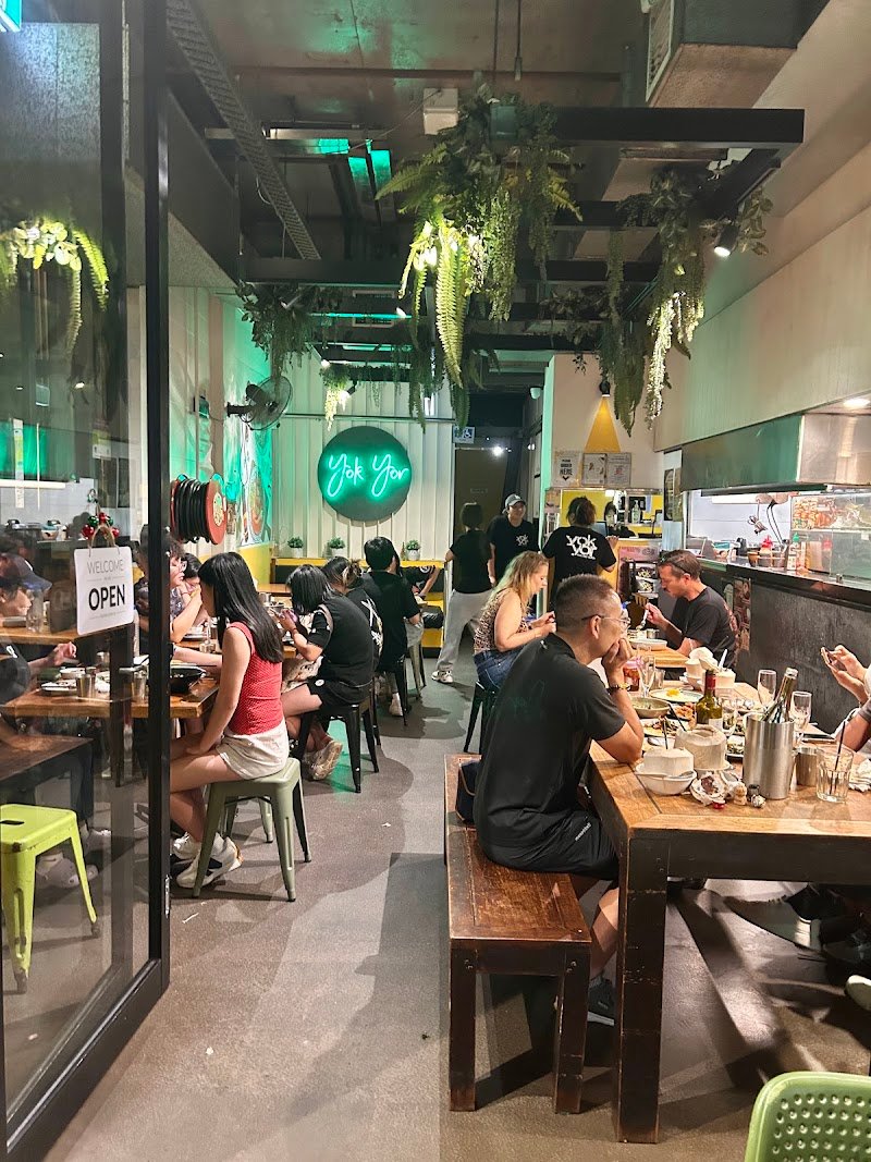 Yok Yor Thai Food Factory photo 5