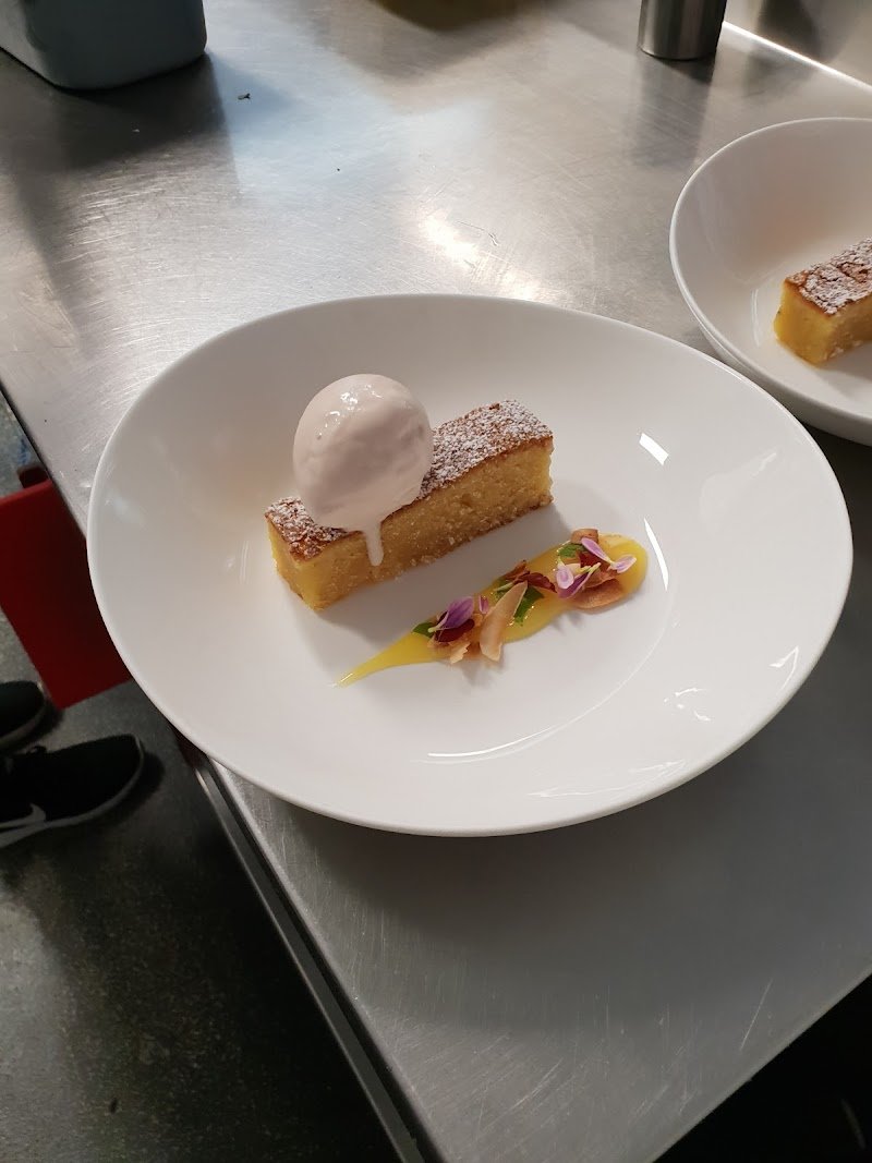 Elliott's Bistro photo 2