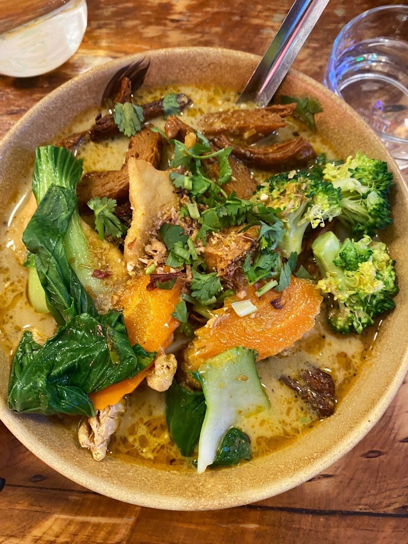 Golden Lotus Vegan Newtown photo 4