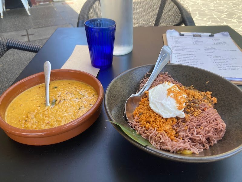 Manu's cafe and restaurant photo 6