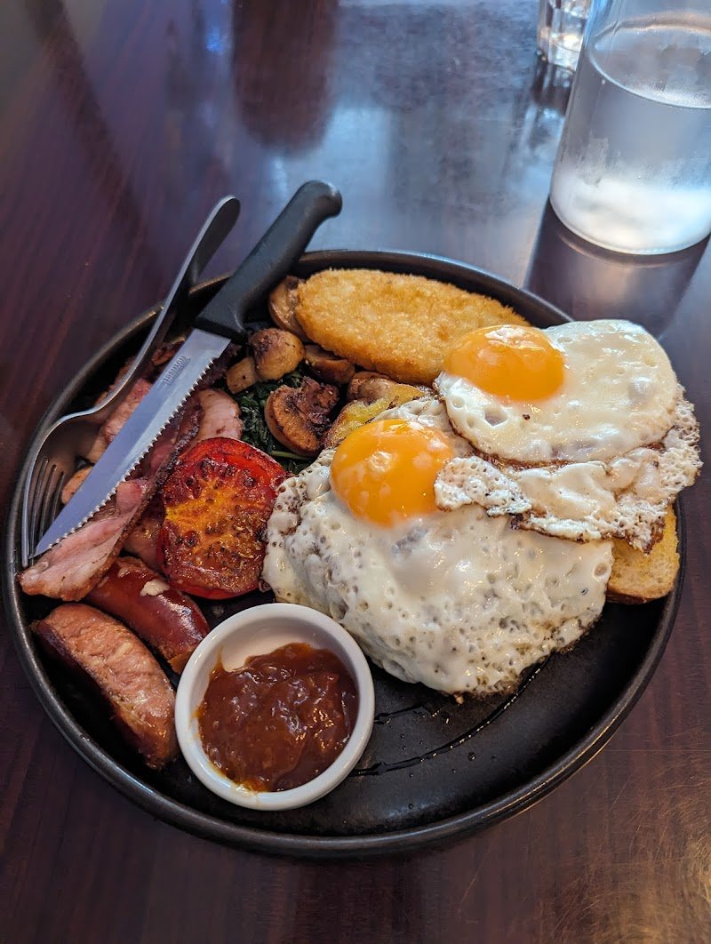 Manu's cafe and restaurant photo 7