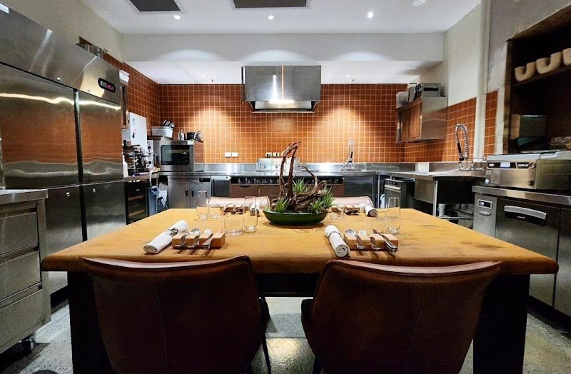 Perspective Dining (Eucalyptus Room)