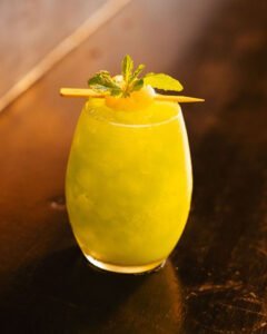 Hizola’s Kitchen & Bar photo 2