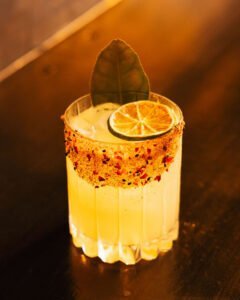 Hizolaโs Kitchen & Bar