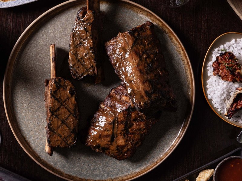 Rare Steakhouse Uptown photo 5