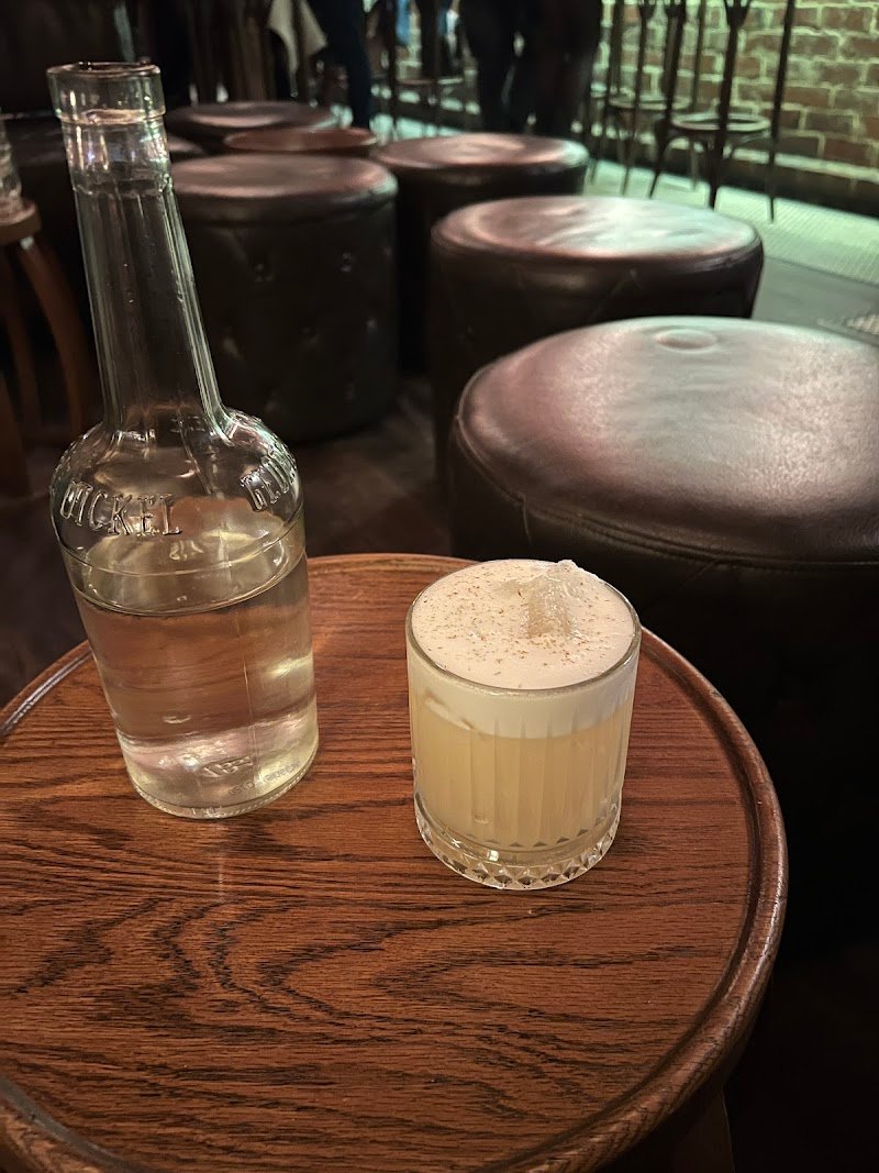 Varnish on King photo 6