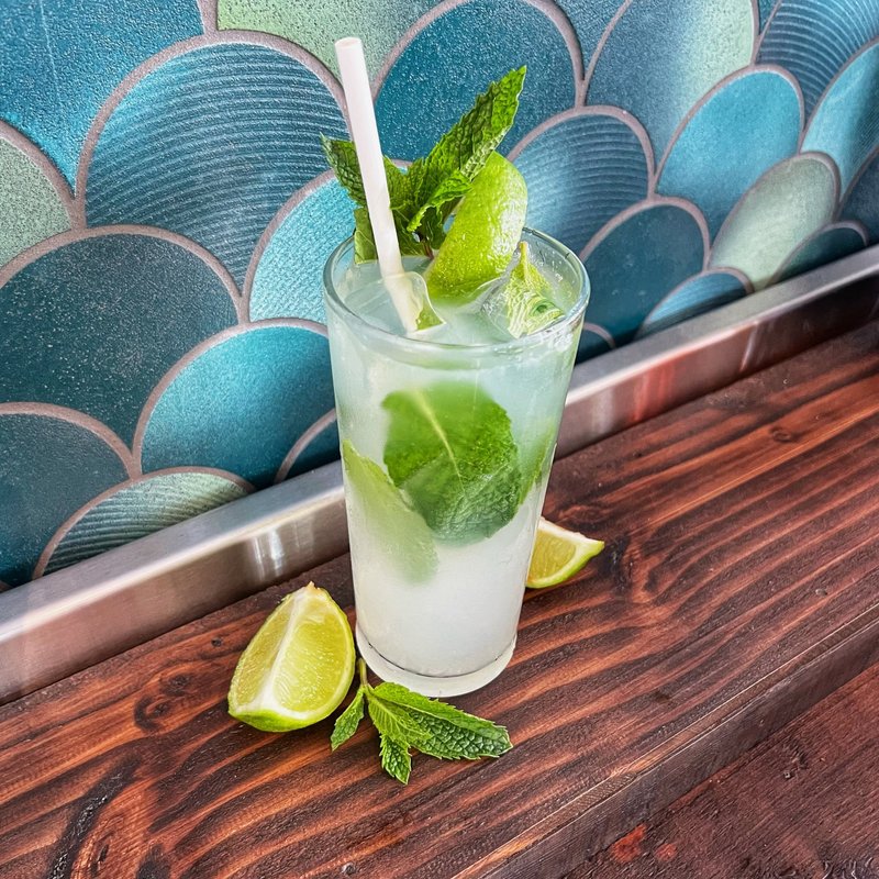 Utopia Cafe Bar photo 4