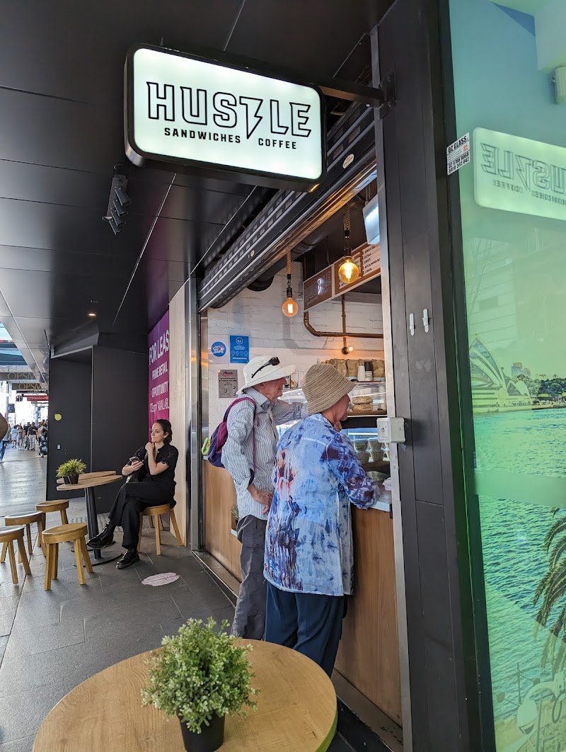 Hustle on George photo 3