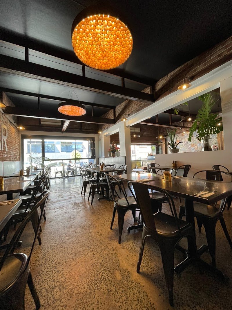 Bull & Bear Cafe - Restaurant photo 5