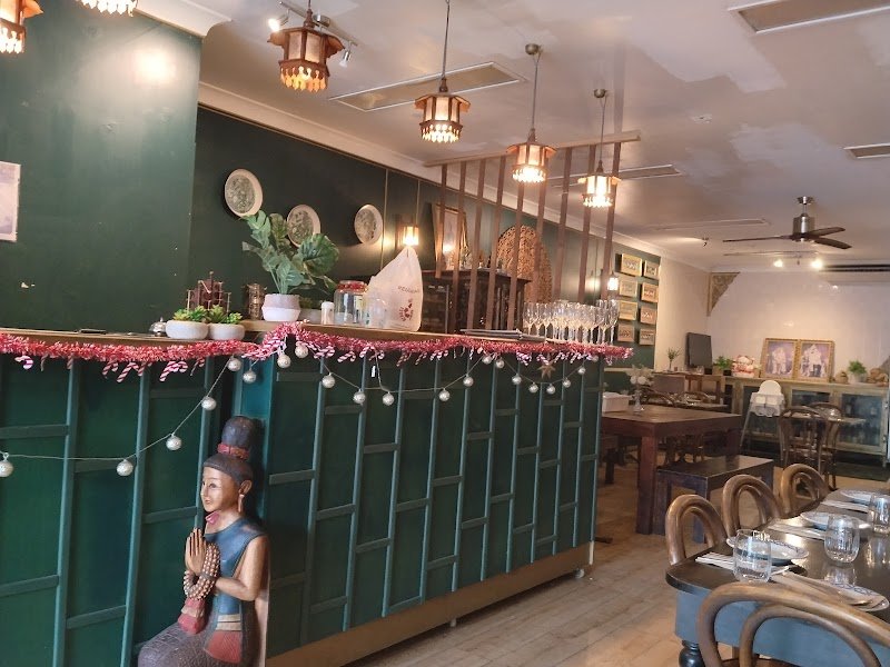 Benjamas Thai photo 5