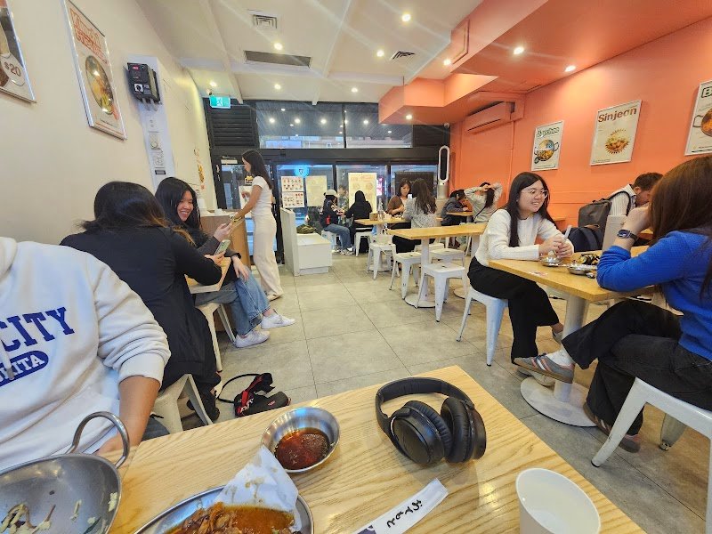 Sinjeon Liverpool St (ė ė ëĄëģķėī ëĶŽëēí ėĪíļëĶŋ)