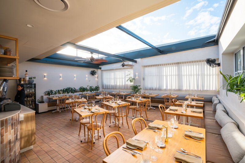 Melrose Restaurant & Rooftop Bar